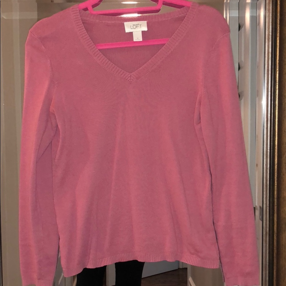 🎁 Loft preloved pink sweater size M